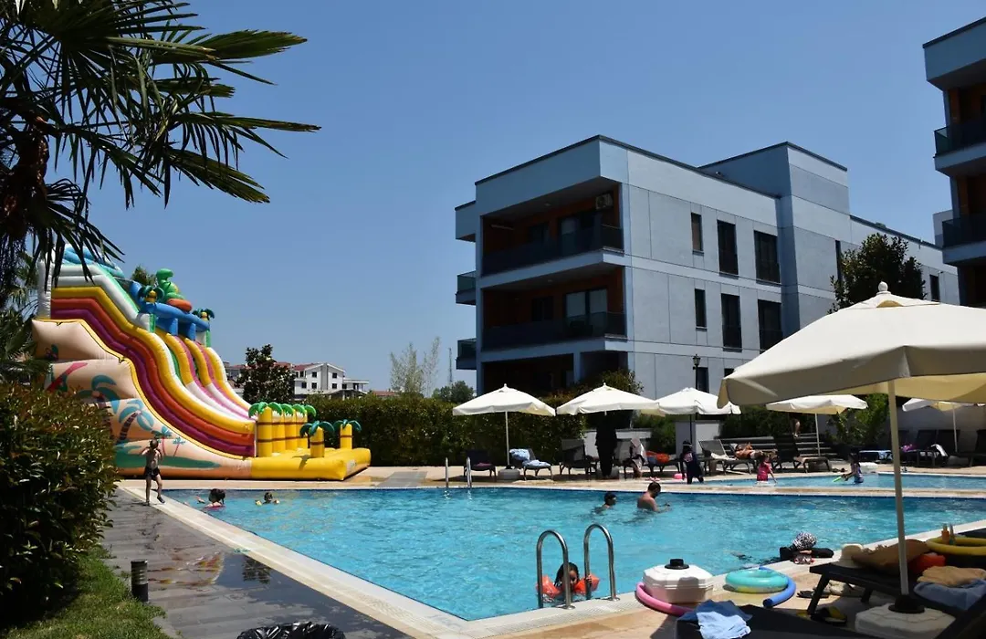 Green Hills Suites-1