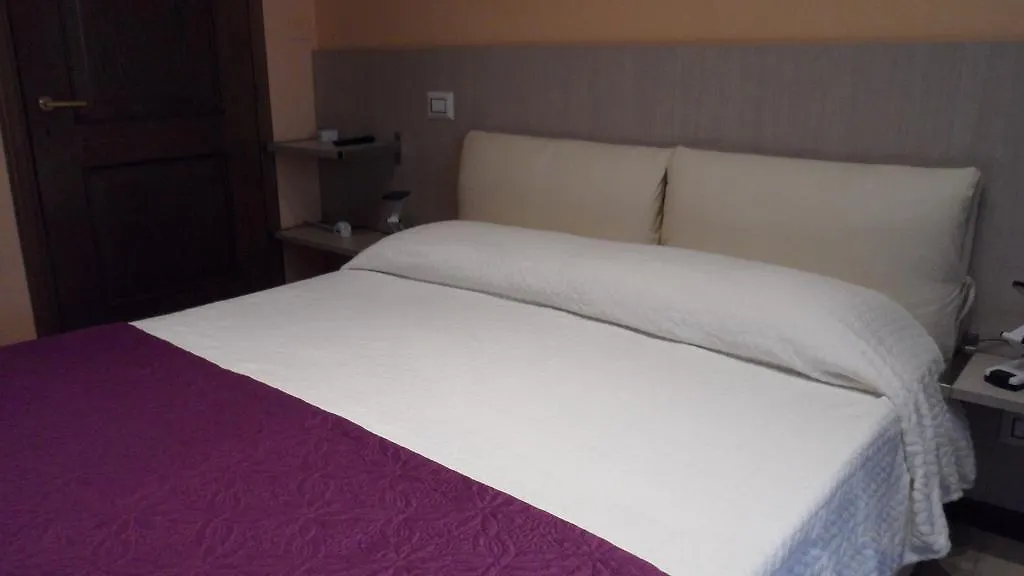 Gina B&B-1