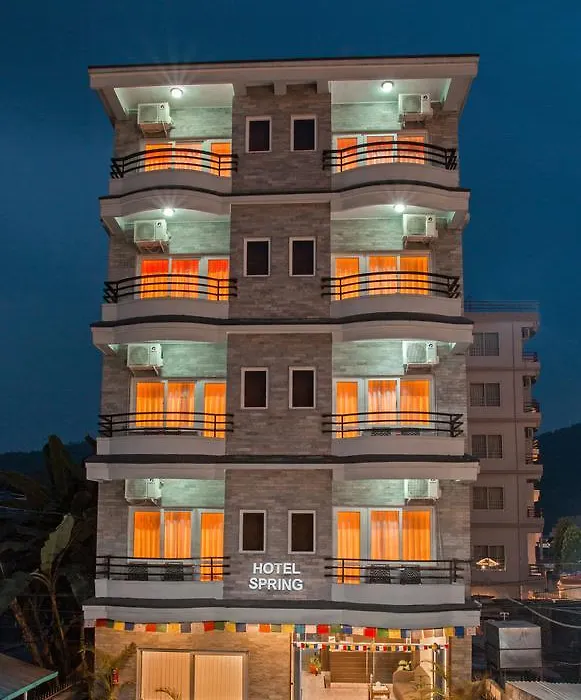 Hotel Spring-1