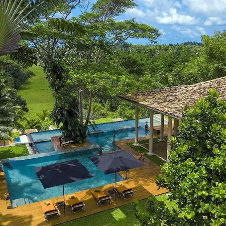 Haritha Villas & Spa-2