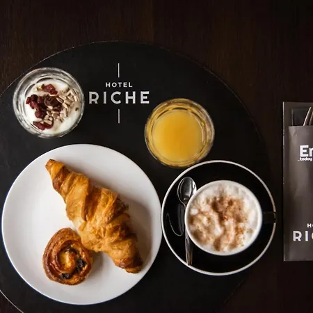 Hotel Riche-3