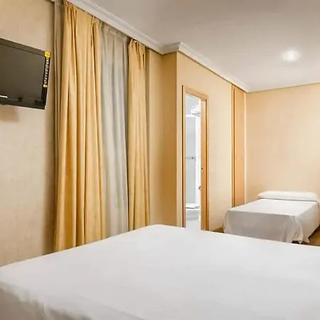 Hotel Madrid Río-2