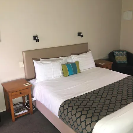 555 Motel Dunedin-3