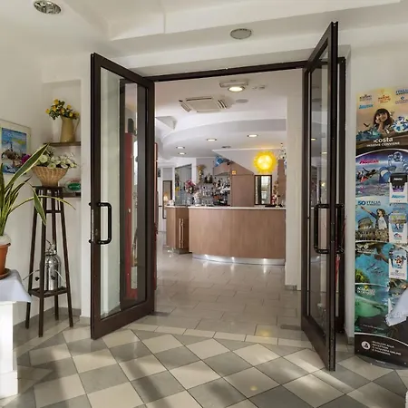 Hotel Luana-3