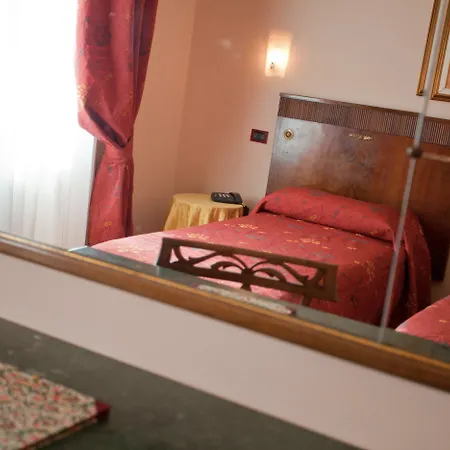 Hotel La Pace-2
