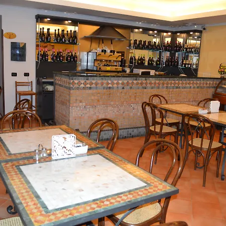 Hotel Neapolis-2
