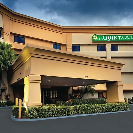 La Quinta By Wyndham Miami Airport East-3