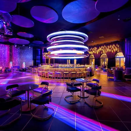 Adults Only Club At Lopesan Costa Bavaro Resort-3