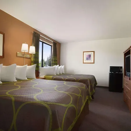 Super 8 By Wyndham Port Angeles At Olympic National Park-3