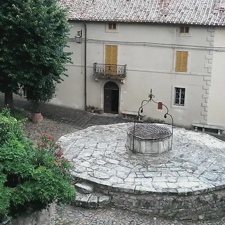 Cisterna Nel Borgo-3