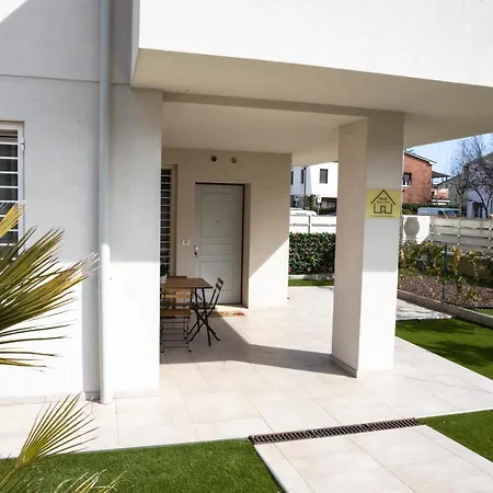 Maisonette Modena Park-2