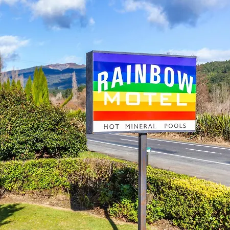 Rainbow Motel & Hot Pools-2