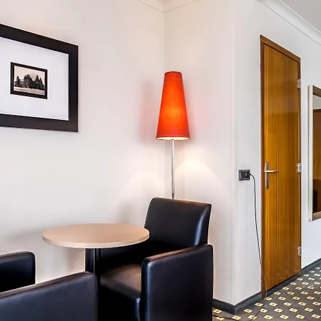 Hotel Die Port Van Cleve-2