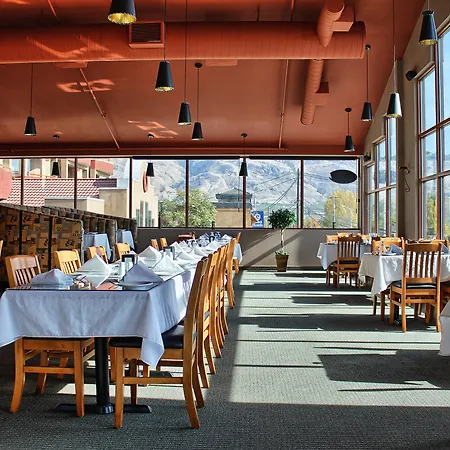 Holiday Inn Hotel & Suites Osoyoos By Ihg-3