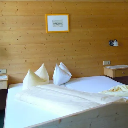 Hotel Garni Tirolerhof-3