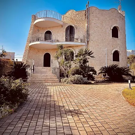 Villa Pignatelli-2