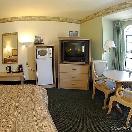 Pacific Inn Santa Cruz-2