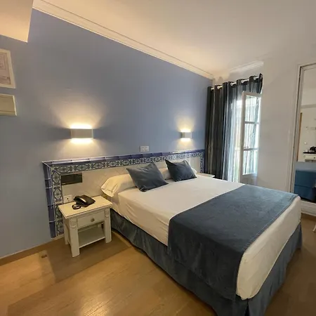 Hotel Plaza Cavana-3