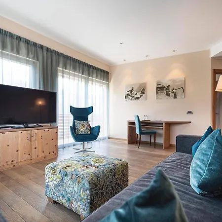Vitalpina Hotel Waldhof-3
