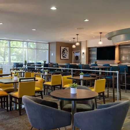 Wyndham Noblesville-2