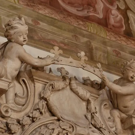Palazzo Arrivabene B&B-3