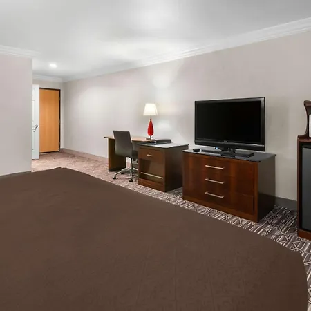 Surestay Plus By Best Western Fort Worth Benbrook-3