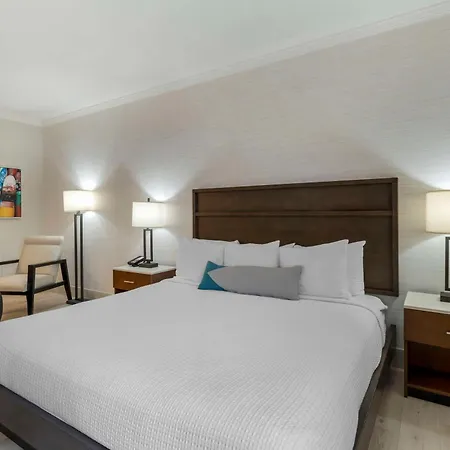 Best Western Plus All Suites Inn-2