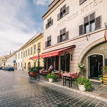 Pest-Buda Design Hotel-2