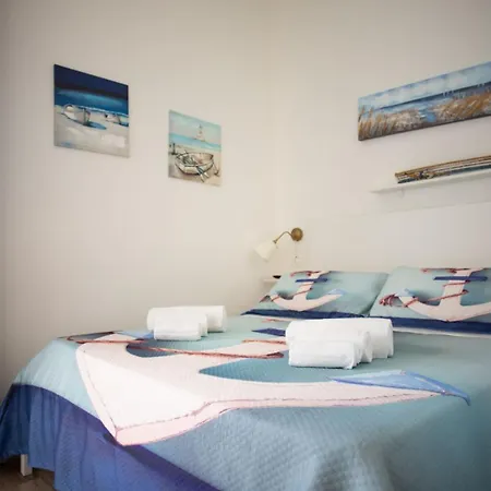 Azzurro Mare Rooms-3