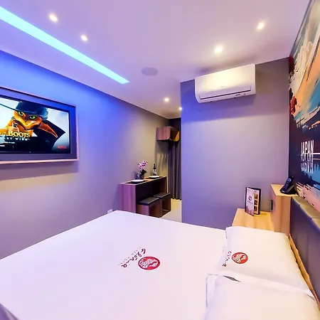 Glória Plaza Hotel (Adults Only)-3