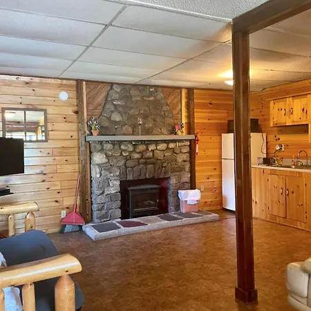 The Elms Waterfront Cottages-2