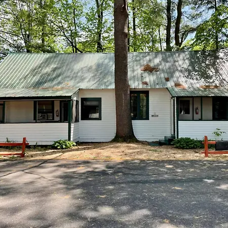 The Elms Waterfront Cottages-3