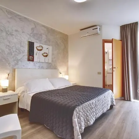 Hotel Augusta-2
