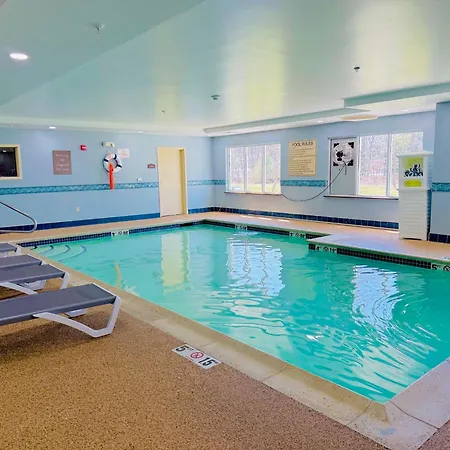Comfort Inn & Suites Scarborough-Portland-3