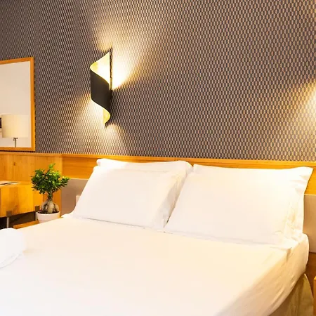 Hotel Diana-3