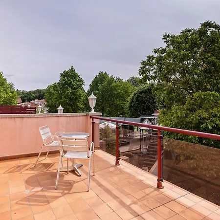 Hotel La Perla D'Olot-2
