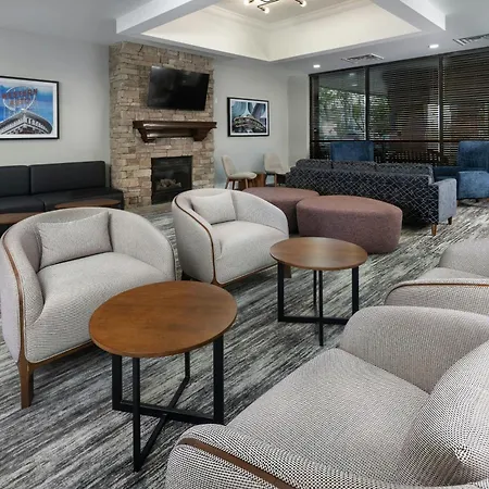 Four Points By Sheraton Kansas City Airport-2