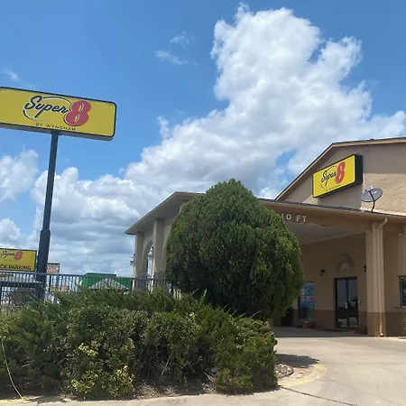 Super 8 By Wyndham Decatur Texas-3