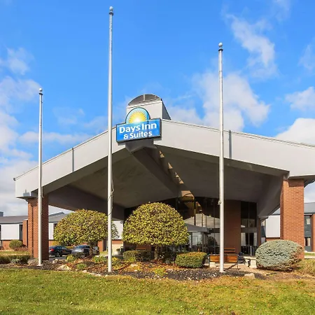 Days Inn & Suites By Wyndham Northwest Indianapolis-2
