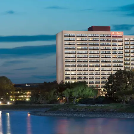 Hilton San Francisco Airport Bayfront - No Resort Fee-2