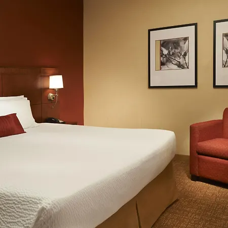 Courtyard By Marriott Indianapolis Castleton-3