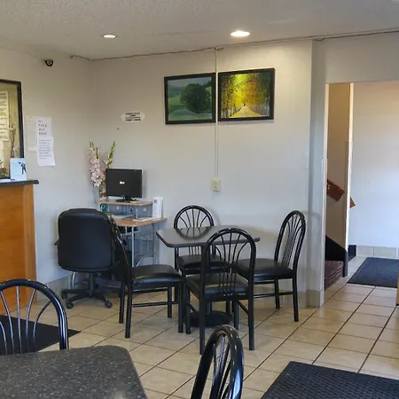 Super 8 By Wyndham Waynesboro-2
