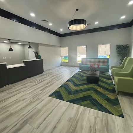 Quality Inn & Suites At Airport Blvd I-65-3