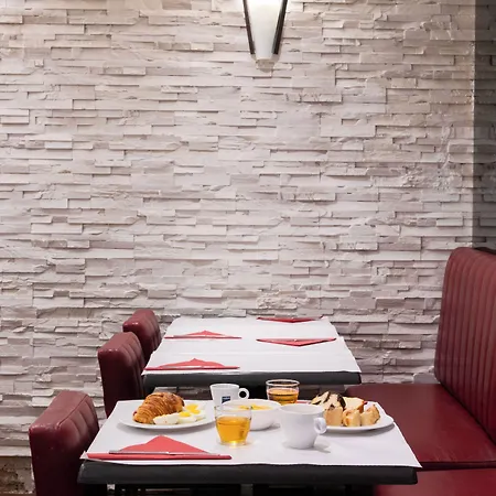 Hotel Ambassadeur-3