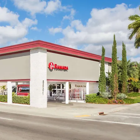 Ramada By Wyndham Miami Springs/Miami International Airport-2