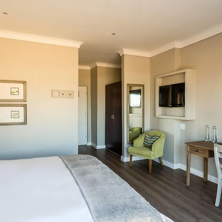 Protea Hotel By Marriott Stellenbosch & Conference Centre-3