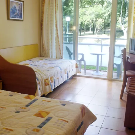 Hotel Com-3