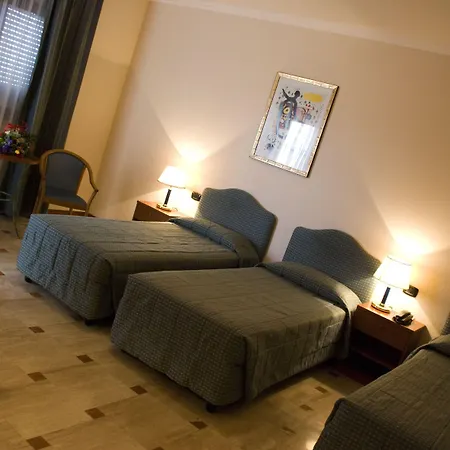 Hotel Palace 2000-3