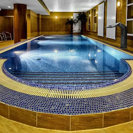 Grand Royal Hotel-2