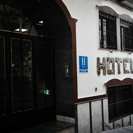 Hostal Manolete-3